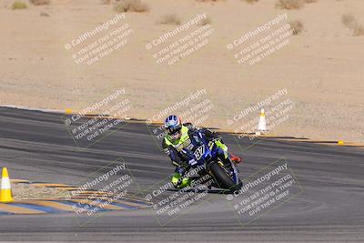 media/Dec-15-2023-Apex Assassins (Fri) [[91f19fb1c7]]/Trackday 1/Session 3 (Turn 8 Entry)/